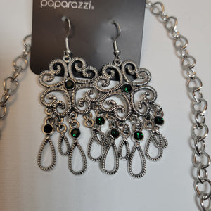 Paparazzi Silver w/green jewels Set