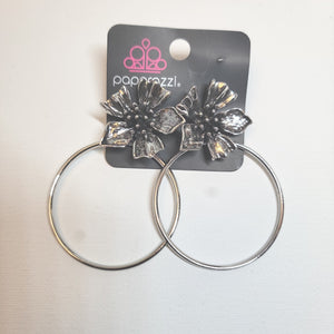 Paparazzi Flower Silver Hoop Earrings