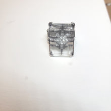 Load image into Gallery viewer, PAPARAZZI Clear acrylic starburst Ring
