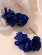 Load image into Gallery viewer, Large hoop, fluffy blue flower petals Earrings
