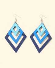 Load image into Gallery viewer, Blue Hue Diamond shaped Earrings
