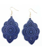 Load image into Gallery viewer, Black Medallion Design Earrings
