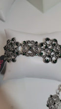 Load and play video in Gallery viewer, Paparazzi Silver w/green jewels Set
