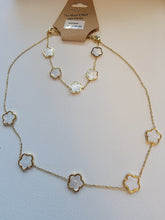 Load image into Gallery viewer, VanCleaf Clover dupe (Set) - Necklace &amp; Bracelet - White pearl
