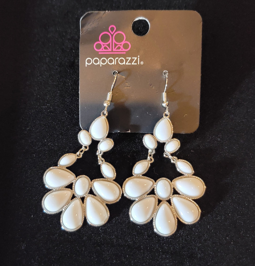 PAPARAZZI WHITE BEAD EARRINGS