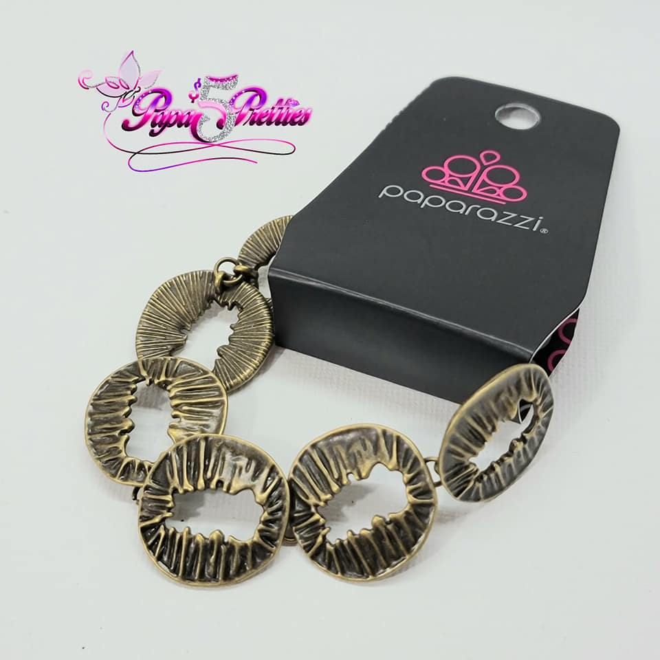 Paparazzi BRASS CUT IT OUT bracelet