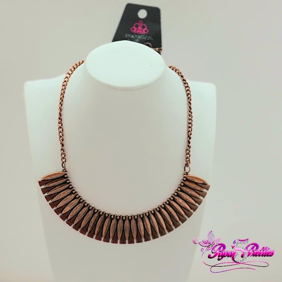 PAPARAZZI COPPER VINTAGE FAN NECKLACE