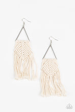 Load image into Gallery viewer, PAPARAZZI Macrame Jungle - White
