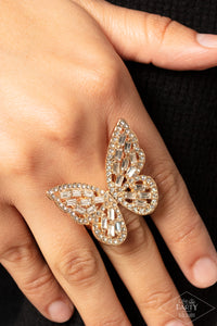 PAPARAZZI Flauntable Flutter - Gold RINGS