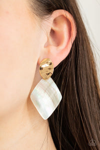 PAPARAZZI Alluringly Lustrous - Gold Earrings