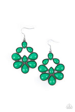 Load image into Gallery viewer, PAPARAZZI  In Crowd Couture - Green Earrings
