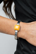 Load image into Gallery viewer, PAPARAZZI Prismatically Poppin - Orange Bracelet
