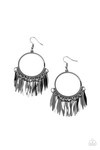 PAPARAZZI Radiant Chimes - Black