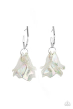 Load image into Gallery viewer, PAPARAZZI Jaw-Droppingly Jelly - Silver Earrings
