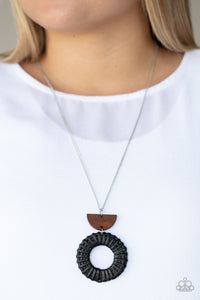 PAPARAZZI Homespun Stylist - Black NECKLACES