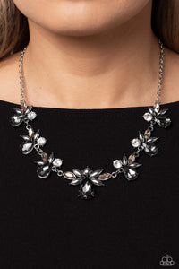 PAPARAZZI Explosive Effulgence - Silver NECKLACE