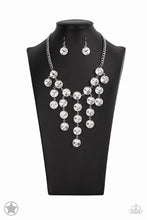 Load image into Gallery viewer, PAPARAZZI Spotlight Stunner NECKLACE
