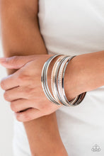 Load image into Gallery viewer, PAPARAZZI AM I BRIGHT - MULTI Bracelets
