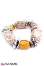 Load image into Gallery viewer, PAPARAZZI - Glaze of Glory - Brown / Peach Bracelet
