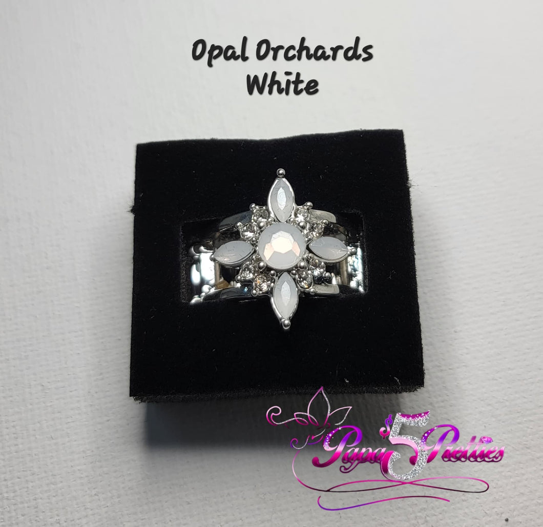 PAPARAZZI OPAL ORCHARDS RING